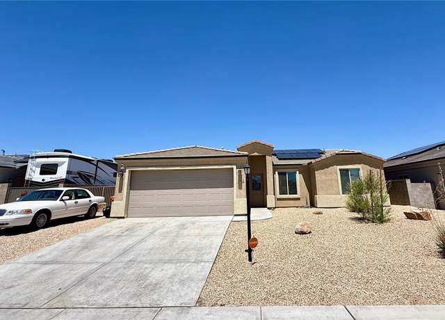 Property at 2953 E Colina Vis, Kingman, AZ 86409, 4 beds, 2 baths