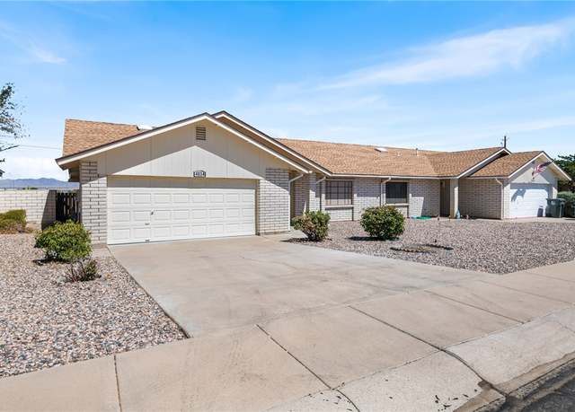 Property at 4034 Canyon Hills Dr, Kingman, AZ 86409, 2 beds, 2 baths