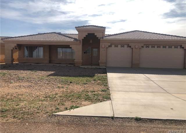 Property at 10078 N Acorn Dr, Kingman, AZ 86401, 3 beds, 2 baths
