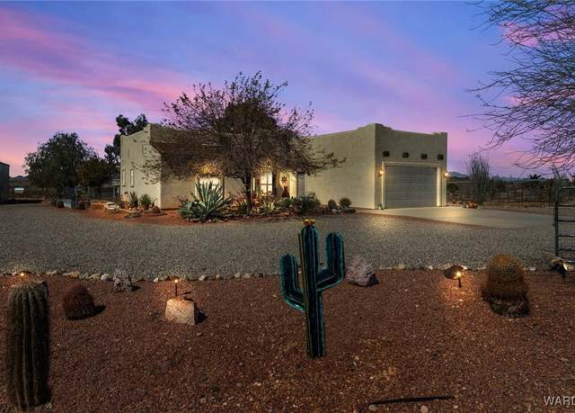 Property at 14105 S Cactus Rd, Yucca, AZ 86438, 2 beds, 2 baths