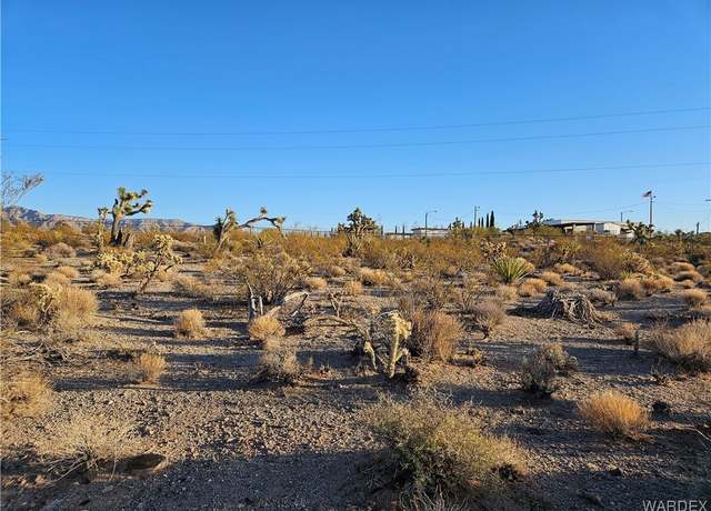 Property at 240 W Havasu Dr, Meadview, AZ 86444