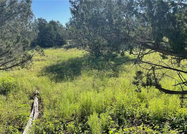 Property at 373 Spotted Colt Rd, Seligman, AZ 86337