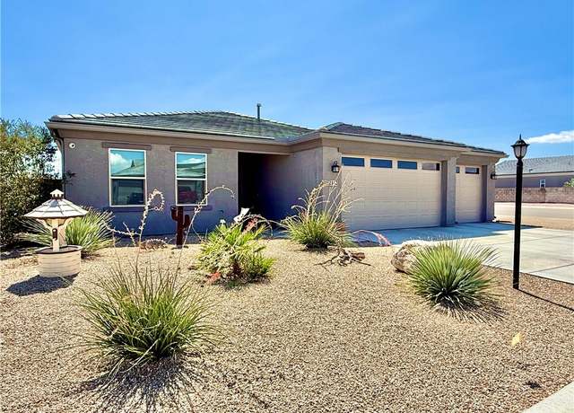 Property at 2842 E Colina Vis, Kingman, AZ 86409, 3 beds, 2 baths