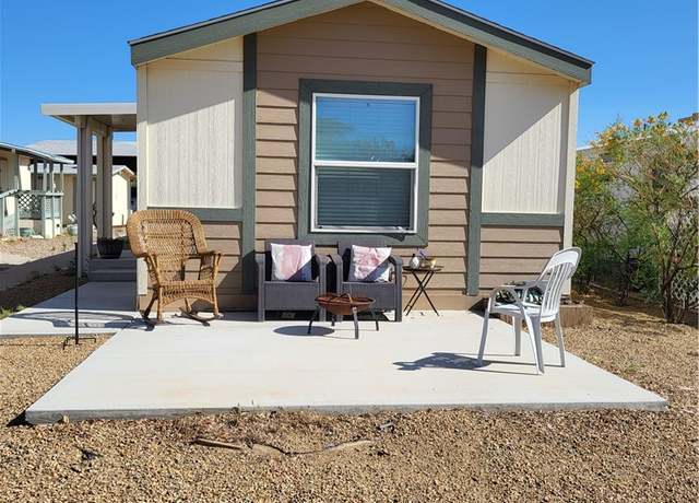 Property at 1204 E Birch Dr, Kingman, AZ 86409, 3 beds, 2 baths