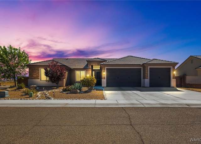 Property at 2224 Old Miners Rd, Kingman, AZ 86401, 4 beds, 2 baths