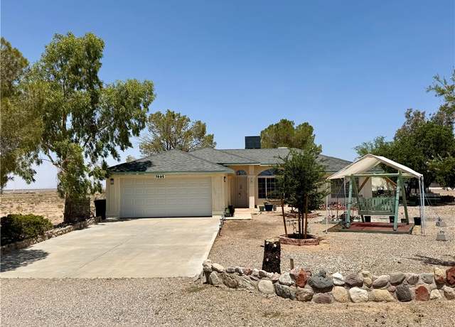 Property at 7695 E Chaparral Dr, Kingman, AZ 86401, 3 beds, 2 baths