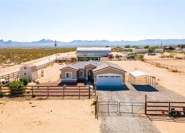 Property at 741 S Teddy Roosevelt Rd, Golden Valley, AZ 86413, 3 beds, 2 baths
