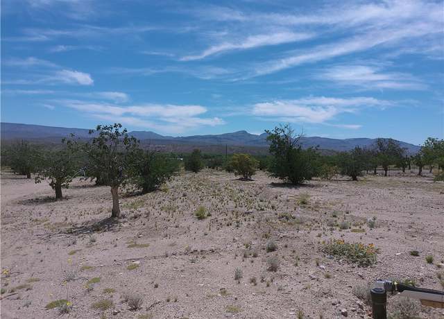 Property at 18041 S Cholla Chuck Dr, Wikieup, AZ 85360