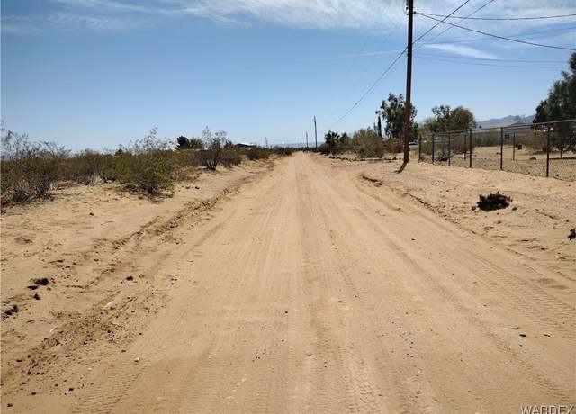 Property at 3456 N Lochiel Rd, Golden Valley, AZ 86413