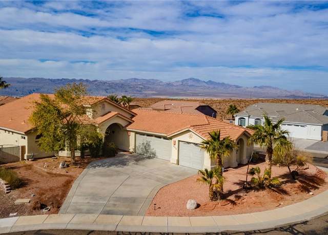Property at 2576 Majestic Way, Bullhead City, AZ 86442, 3 beds, 2 baths