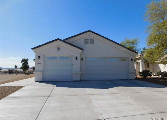 Property at 5801 S Desert Lakes Dr, Fort Mohave, AZ 86426, 3 beds, 2 baths