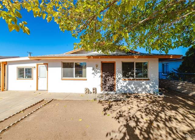Property at 2221 Club Ave, Kingman, AZ 86401, 3 beds, 2 baths