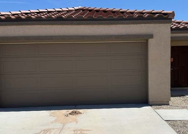 Property at 2371 Tapatio Dr, Bullhead City, AZ 86442, 3 beds, 2 baths
