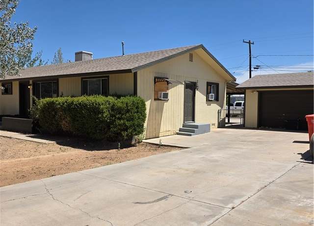 Property at 3120 E Ames Ave, Kingman, AZ 86409, 3 beds, 2 baths
