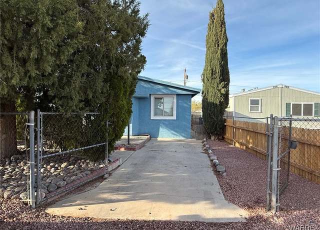 Property at 3155 E Leroy Ave, Kingman, AZ 86409, 3 beds, 2 baths