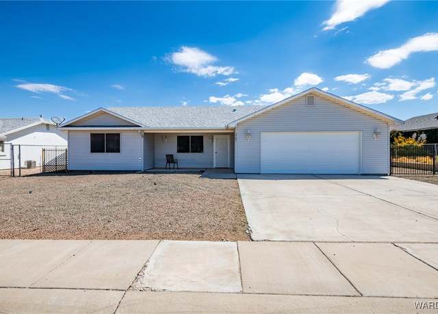Property at 3328 N Apache St, Kingman, AZ 86401, 4 beds, 3 baths