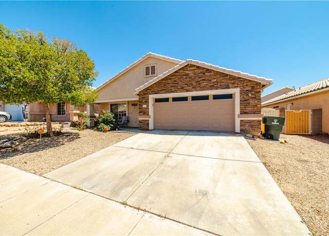 Property at 3059 Mallory Loop, Kingman, AZ 86401, 3 beds, 2 baths