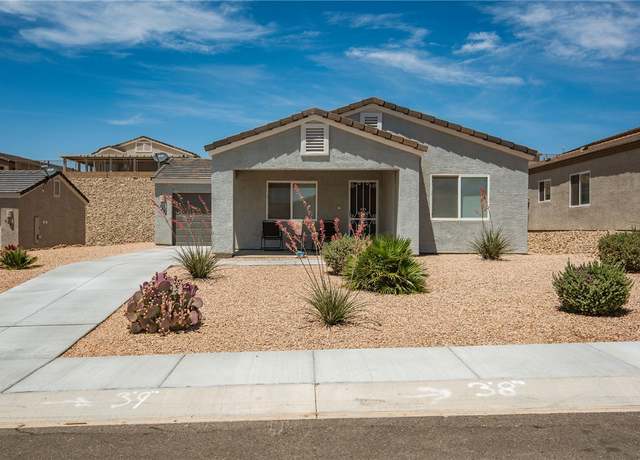 Property at 2635 Bear Mountain Loop, Bullhead City, AZ 86442, 2 beds, 2 baths