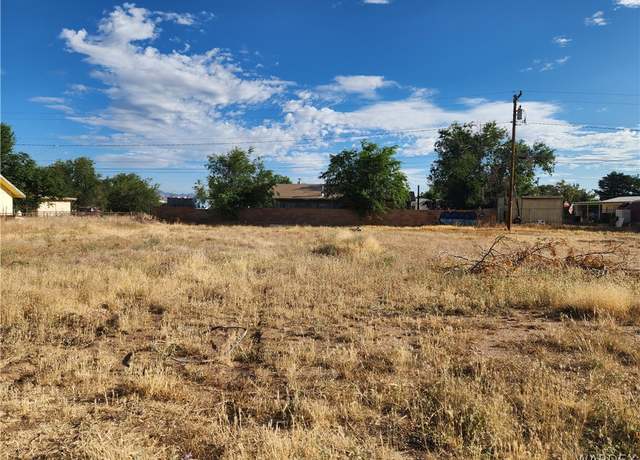 Property at 3595 E Neal Ave, Kingman, AZ 86409