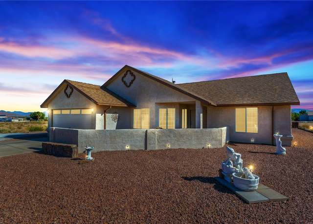 Property at 7767 E Oxbow Dr, Kingman, AZ 86401, 3 beds, 2 baths
