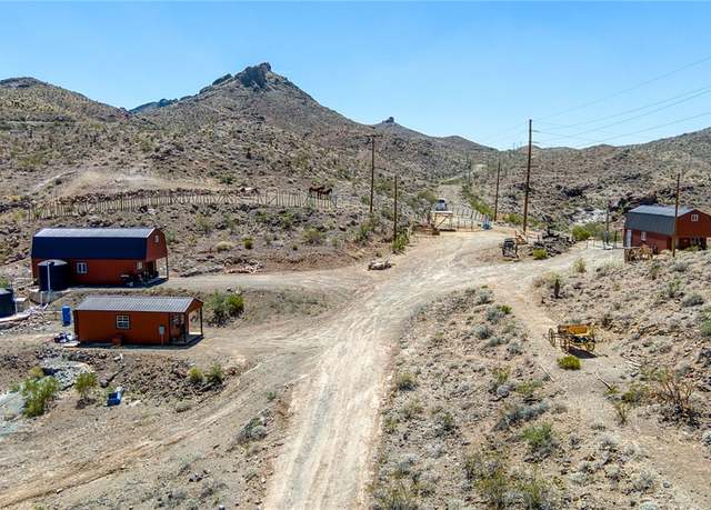 Property at 6351 S 7270 St, Oatman, AZ 86433, 3 beds, 3 baths