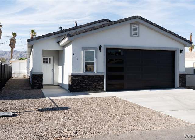 Property at 2111 Bermuda Dr, Bullhead City, AZ 86442, 2 beds, 2 baths