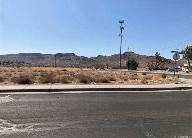 Property at 4233 N Stockton Hill Rd, Kingman, AZ 86409