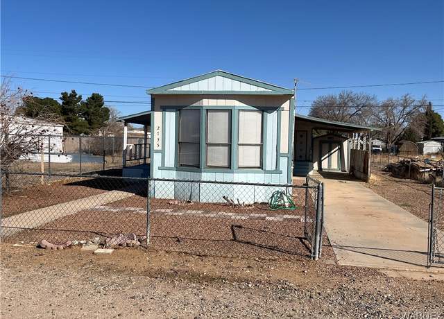 Property at 2735 E Suffock Ave, Kingman, AZ 86409, 2 beds, 1 bath