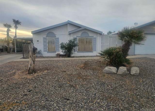 Property at 578 Roadrunner Dr, Bullhead City, AZ 86442, 3 beds, 2 baths