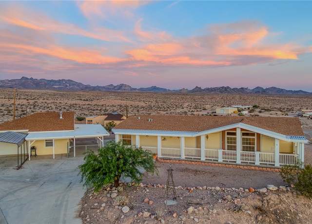 Property at 4412 S El Paso Rd, Bullhead City, AZ 86429, 3 beds, 2 baths