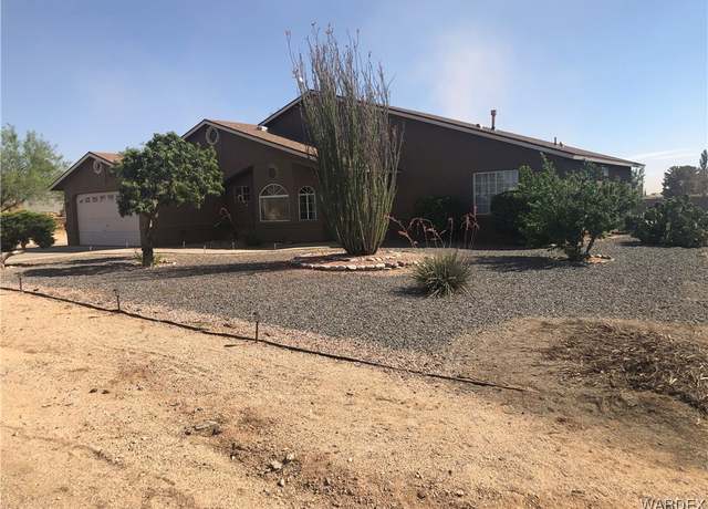 Property at 7692 E Larkspur Dr, Kingman, AZ 86401, 3 beds, 2 baths