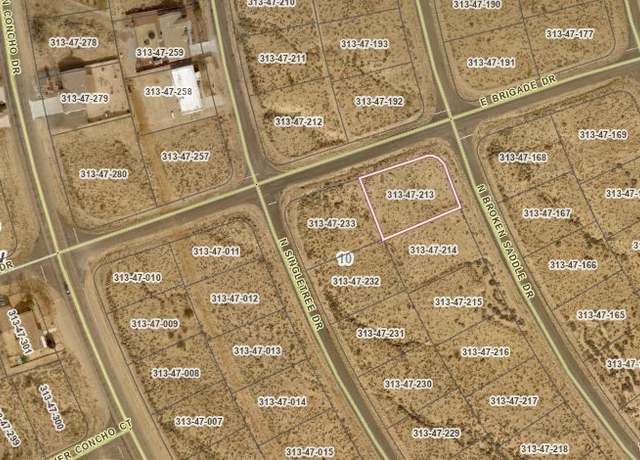 Property at 9431 N Broken Saddle Dr, Kingman, AZ 86401
