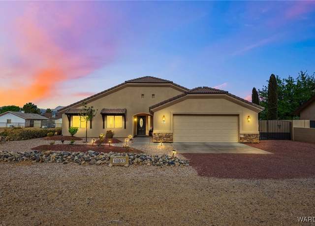 Property at 10033 N Concho Dr, Kingman, AZ 86401, 3 beds, 2 baths