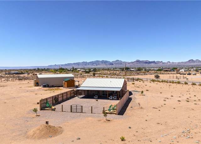 Property at 3892 N Teddy Roosevelt Rd, Golden Valley, AZ 86413, 1 bed, 1.5 baths