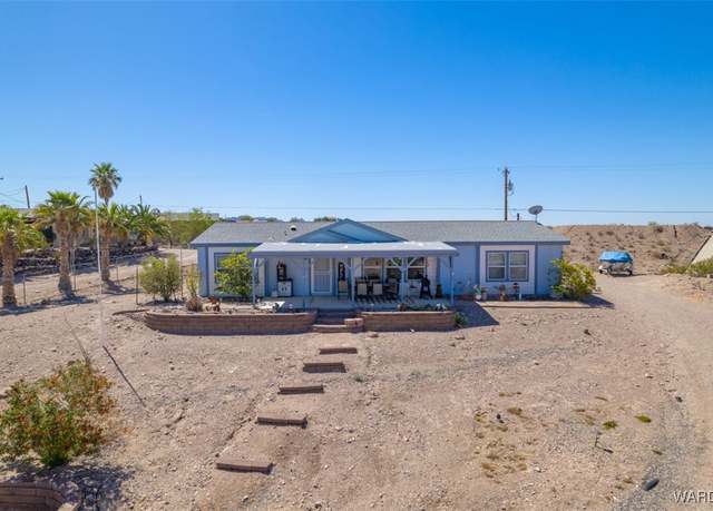Property at 4028 La Mesa Rd, Bullhead City, AZ 86442, 3 beds, 2 baths