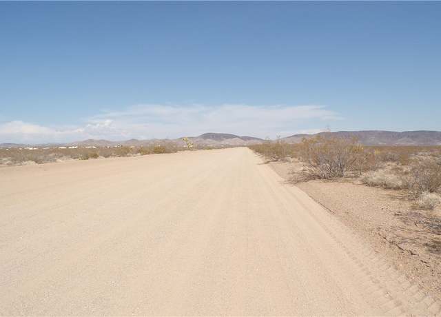 Property at 31761013 W Rolling Ridge Rd, White Hills, AZ 86445