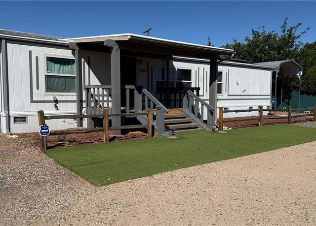 Property at 3686 E Robin Ln, Kingman, AZ 86409, 3 beds, 2 baths