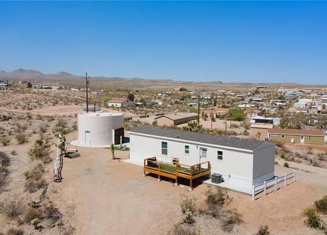 Property at 70 W Iceberg Canyon Dr, Meadview, AZ 86444, 2 beds, 1 bath