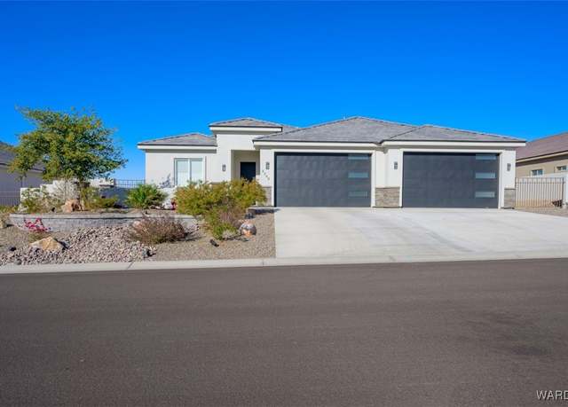 Property at 2365 E Calle Madrid, Fort Mohave, AZ 86426, 3 beds, 2 baths
