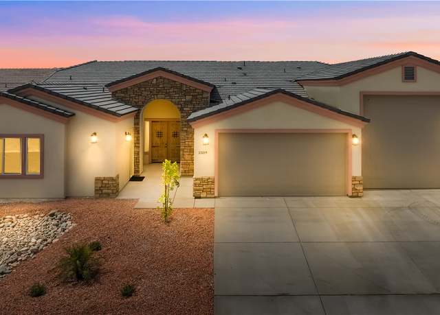 Property at 2339 Raven Ct, Bullhead City, AZ 86442, 4 beds, 3.5 baths