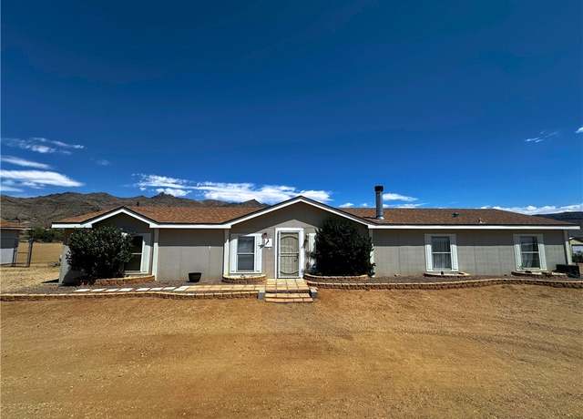 Property at 3746 N Bouse Rd, Golden Valley, AZ 86413, 5 beds, 3 baths
