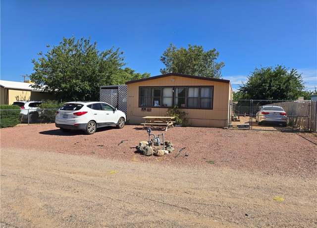 Property at 3214 E Ames Ave, Kingman, AZ 86409, 2 beds, 2 baths