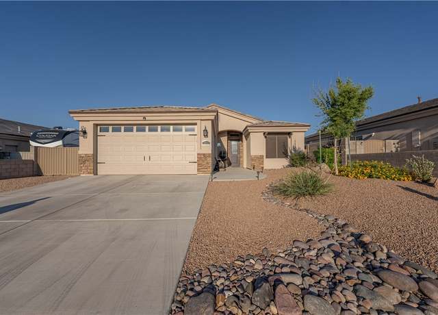 Property at 3392 Charleston St, Kingman, AZ 86401, 3 beds, 2 baths