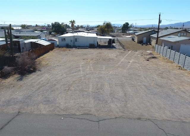 Property at 896 Coral Reef Dr, Bullhead City, AZ 86442