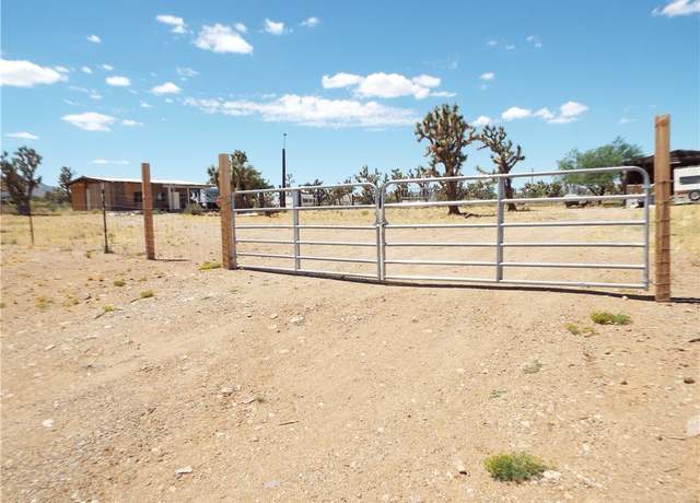 Property at 18677 N Remuda Dr, Dolan Springs, AZ 86441, 1 bed, 1 bath