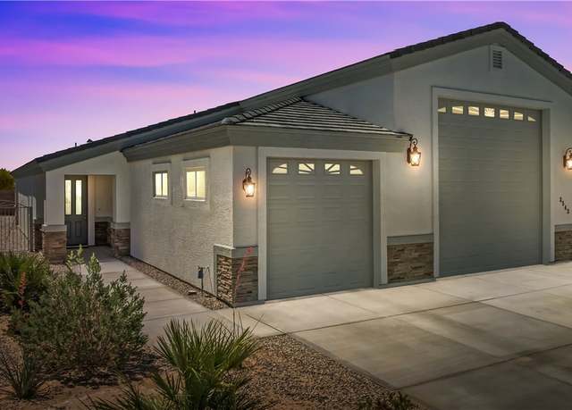 Property at 2542 E Alterna Dr, Fort Mohave, AZ 86426, 2 beds, 2 baths
