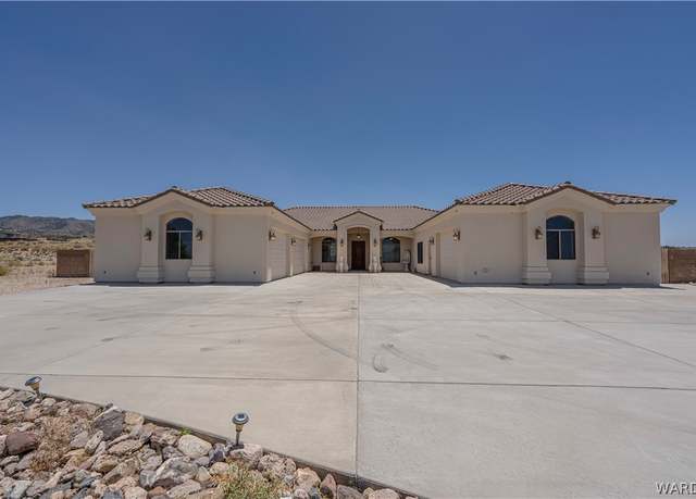 Property at 1164 S Copper Wind Ln, Kingman, AZ 86401, 4 beds, 3.5 baths