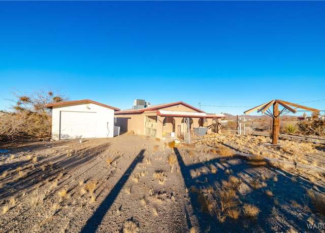 Property at 15837 N Jasper Dr, Dolan Springs, AZ 86441, 2 beds, 1 bath