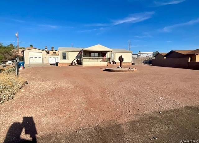 Property at 4192 Segundo Dr, Bullhead City, AZ 86429, 3 beds, 2 baths