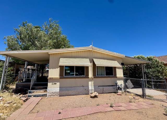Property at 3219 E Packard Ave, Kingman, AZ 86409, 2 beds, 2 baths